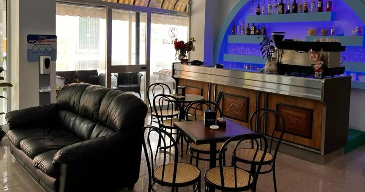 Hotel Due Gemelle Rimini 2*,